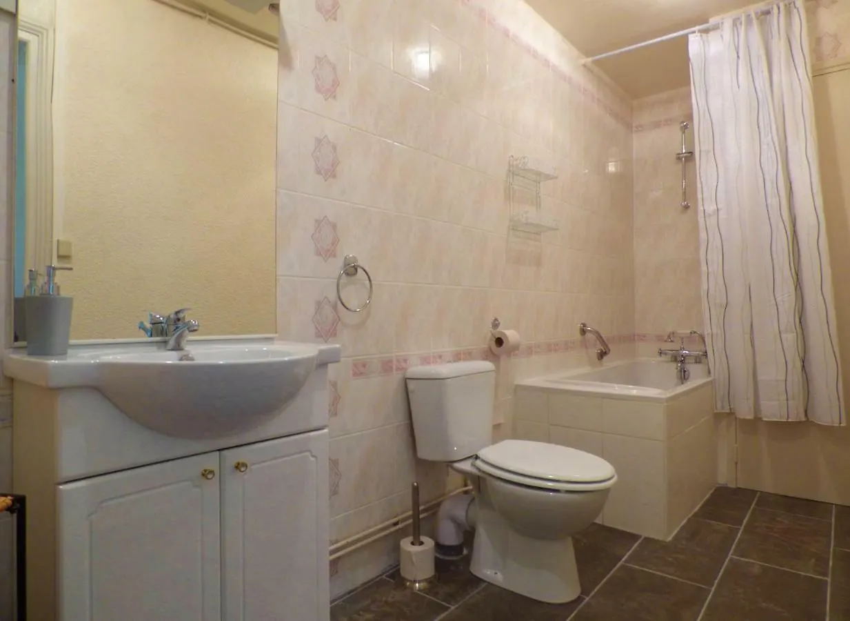 Castel Bois Clair Bed & Breakfast Espinasse-Vozelle