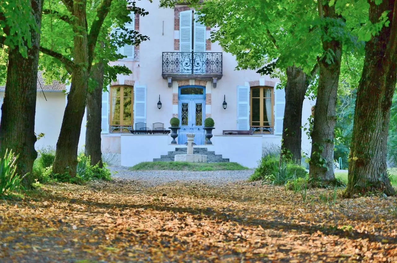 Castel Bois Clair Bed & Breakfast Espinasse-Vozelle